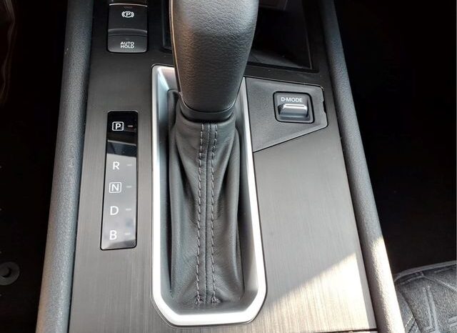 
								Nissan Kicks full									