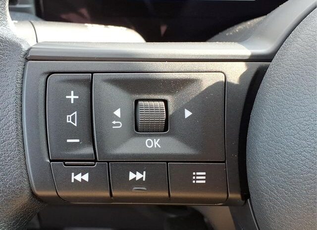 
								Nissan Kicks full									