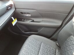 
										Nissan Kicks full									