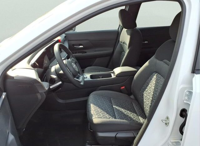 
								Nissan Kicks full									