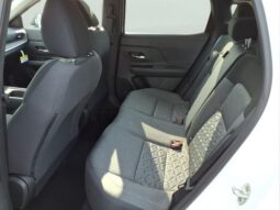 
										Nissan Kicks full									