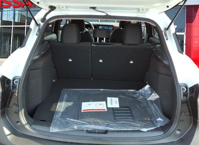 
								Nissan Kicks full									