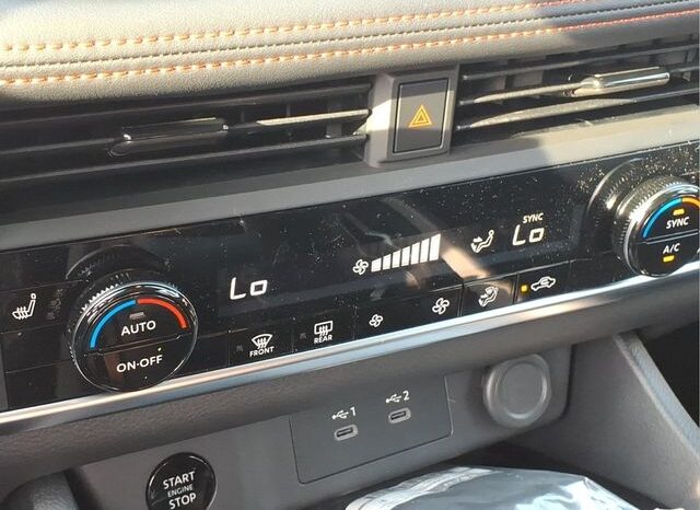 
 Nissan Rogue full									