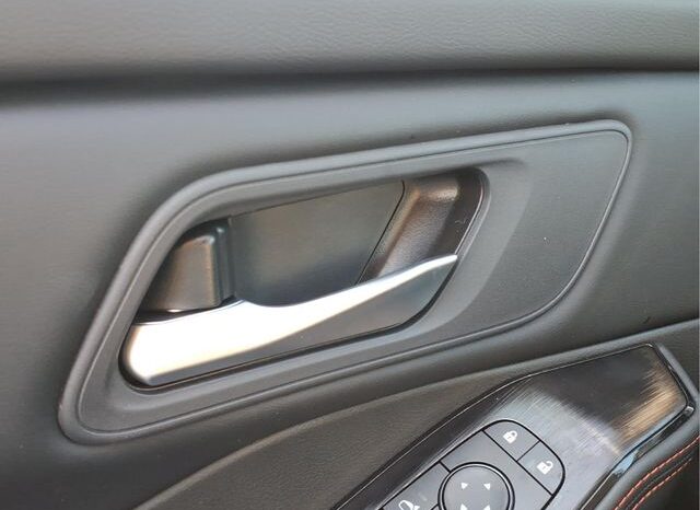 
 Nissan Rogue full									
