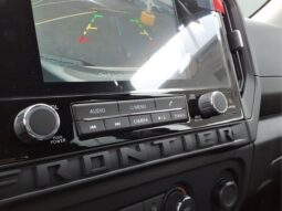 
										Nissan Frontier full									