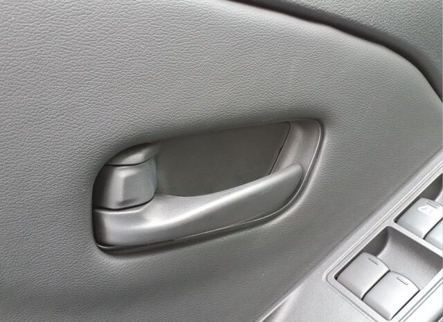 
								Nissan Frontier full									