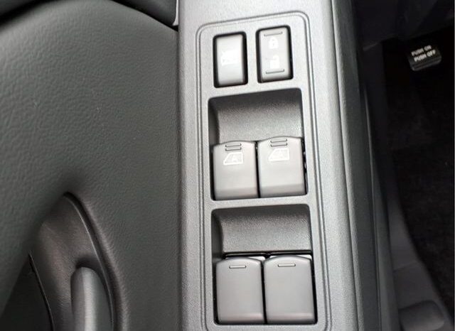 
								Nissan Frontier full									