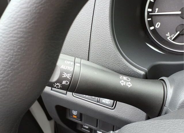 
								Nissan Frontier full									