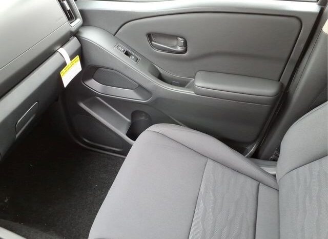 
								Nissan Frontier full									