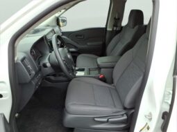 
										Nissan Frontier full									