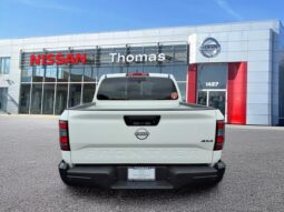 
										Nissan Frontier full									