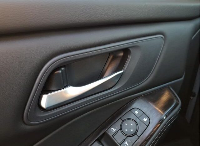 
 Nissan Rogue full									