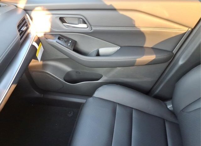 
 Nissan Rogue full									