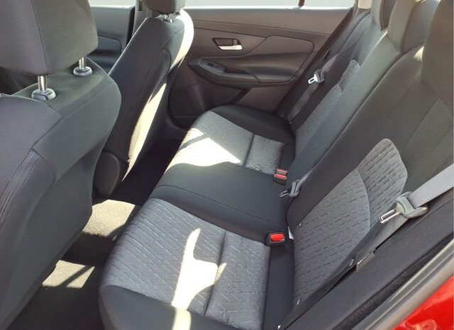 
								Nissan Sentra full									