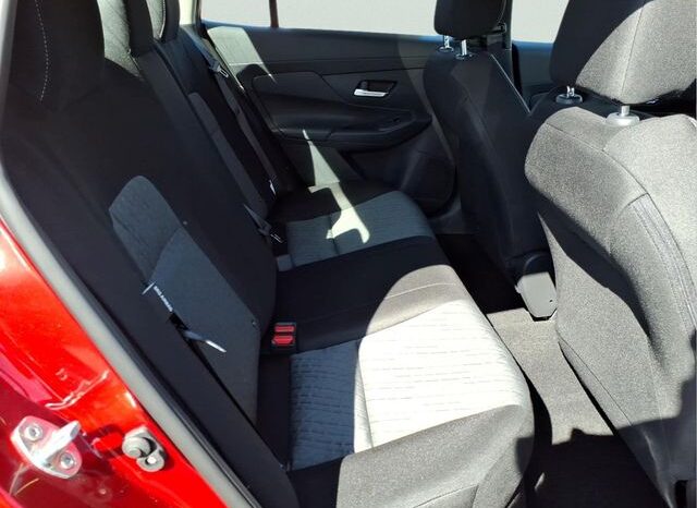 
								Nissan Sentra full									