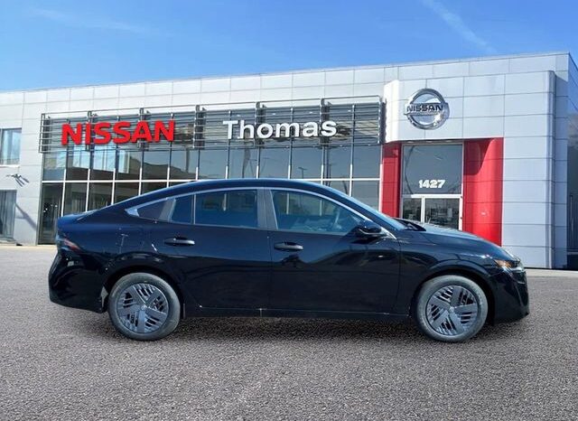 
								Nissan Sentra full									