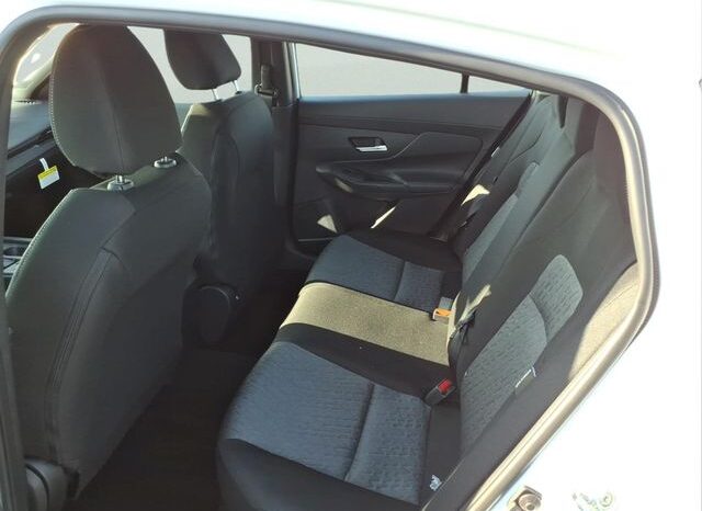 
 Nissan Sentra full									