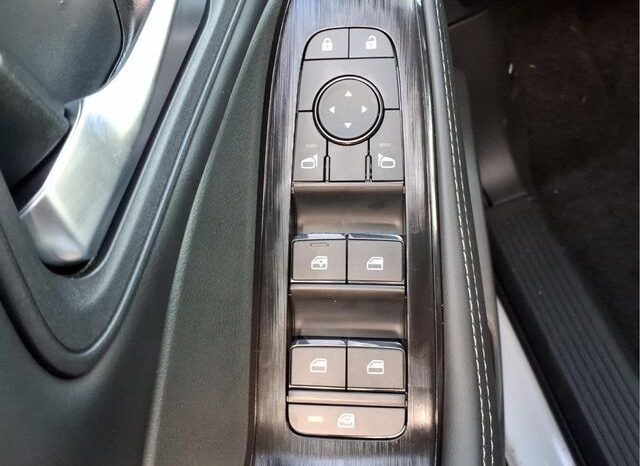 
 Nissan Rogue full									