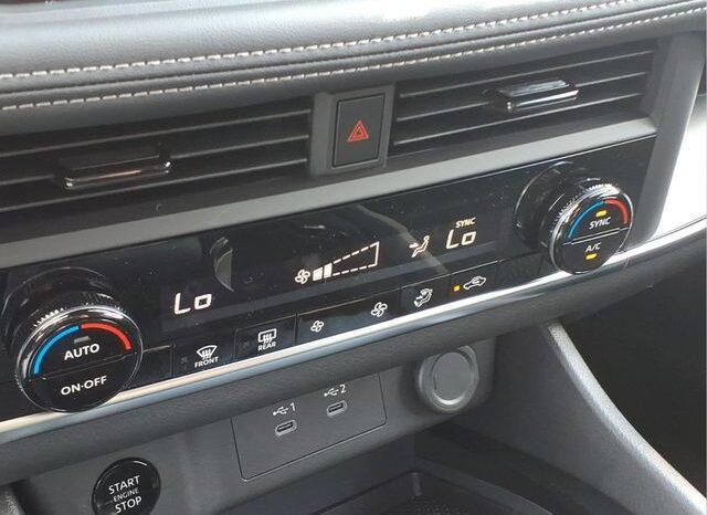 
 Nissan Rogue full									