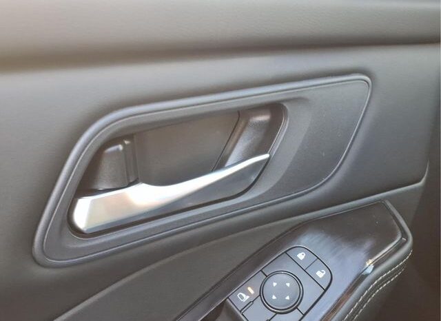 
 Nissan Rogue full									