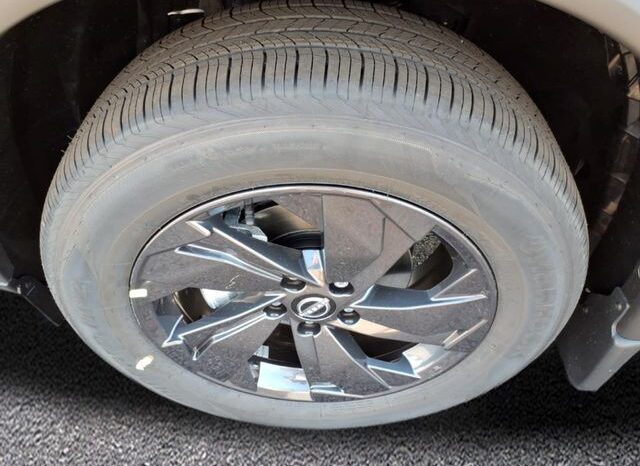
 Nissan Rogue full									