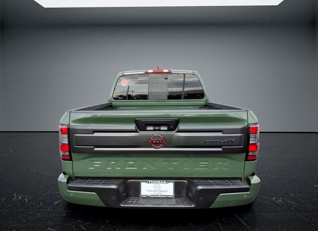 
 Nissan Frontier full									