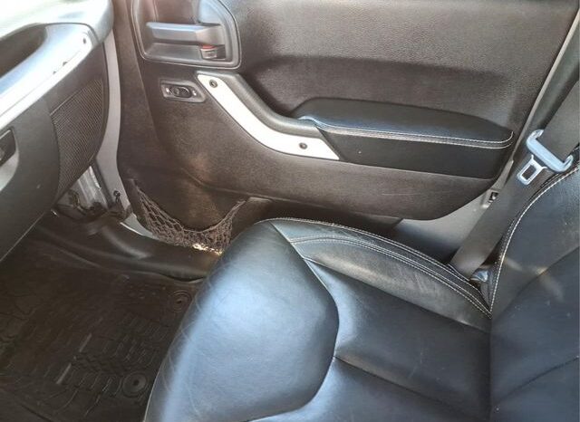 
								Jeep Wrangler full									