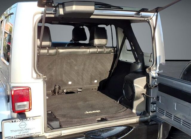 
								Jeep Wrangler full									