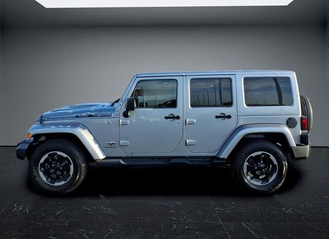 
								Jeep Wrangler full									