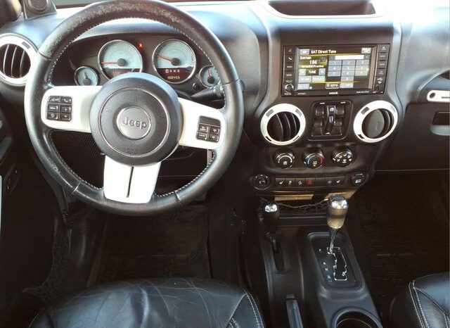 
								Jeep Wrangler full									