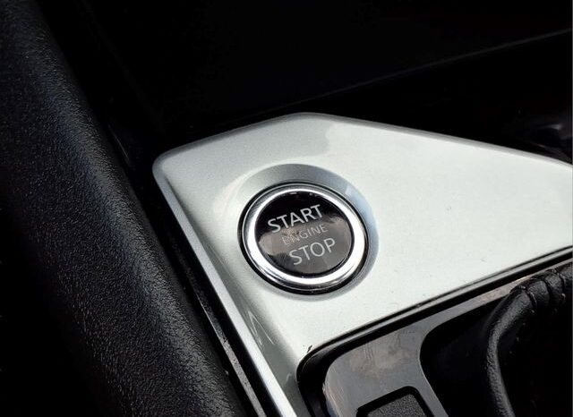 
								Nissan Altima full									