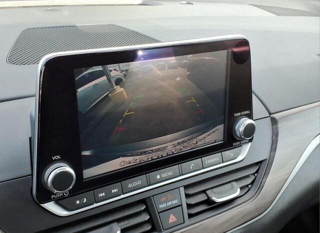 
								Nissan Altima full									
