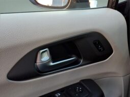 
										Chrysler Pacifica full									