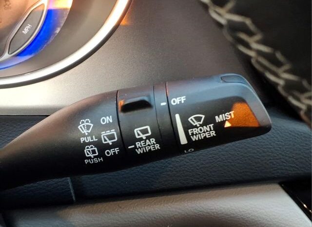 
								Chrysler Pacifica full									