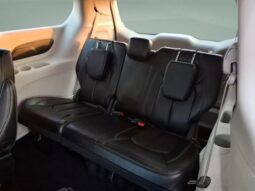 
										Chrysler Pacifica full									