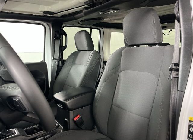 
 Jeep Wrangler full									