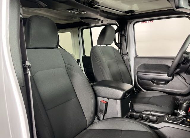 
 Jeep Wrangler full									