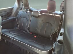 
 Chrysler Pacifica full									
