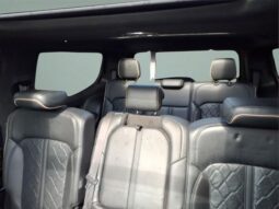 
 Jeep Grand Wagoneer full									