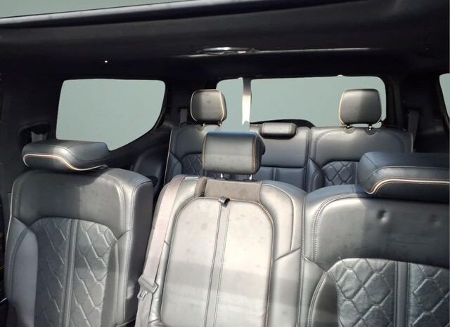 
 Jeep Grand Wagoneer full									
