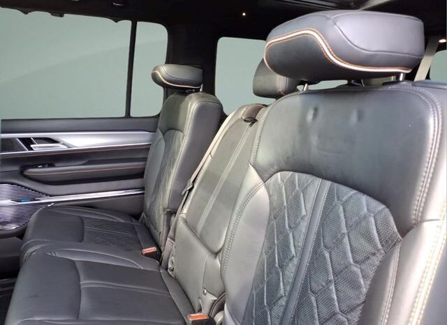
 Jeep Grand Wagoneer full									