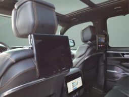 
 Jeep Grand Wagoneer full									