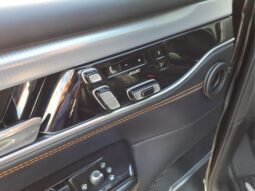 
 Jeep Grand Wagoneer full									