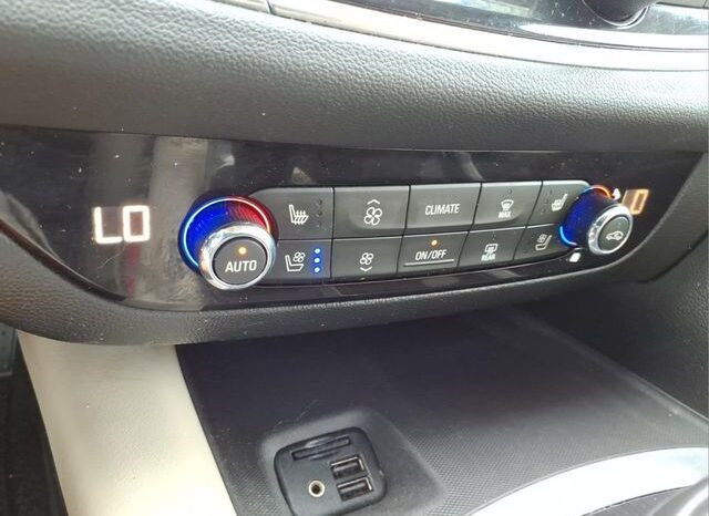 
								Buick Enclave full									