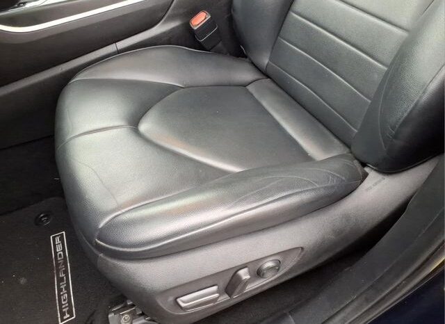 
								Toyota Highlander full									