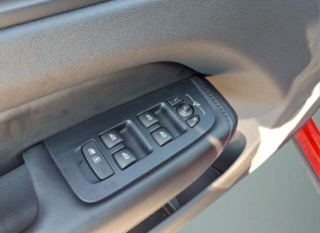 
								Volvo XC60 full									