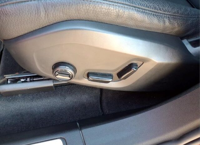 
								Volvo XC60 full									