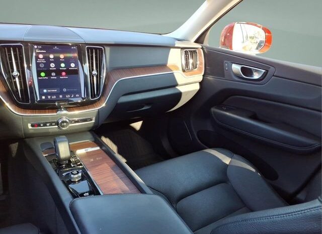 
								Volvo XC60 full									