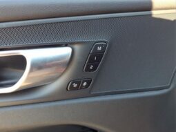
										Volvo XC60 full									