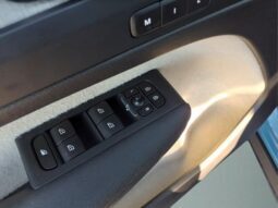 
										Volvo XC40 full									